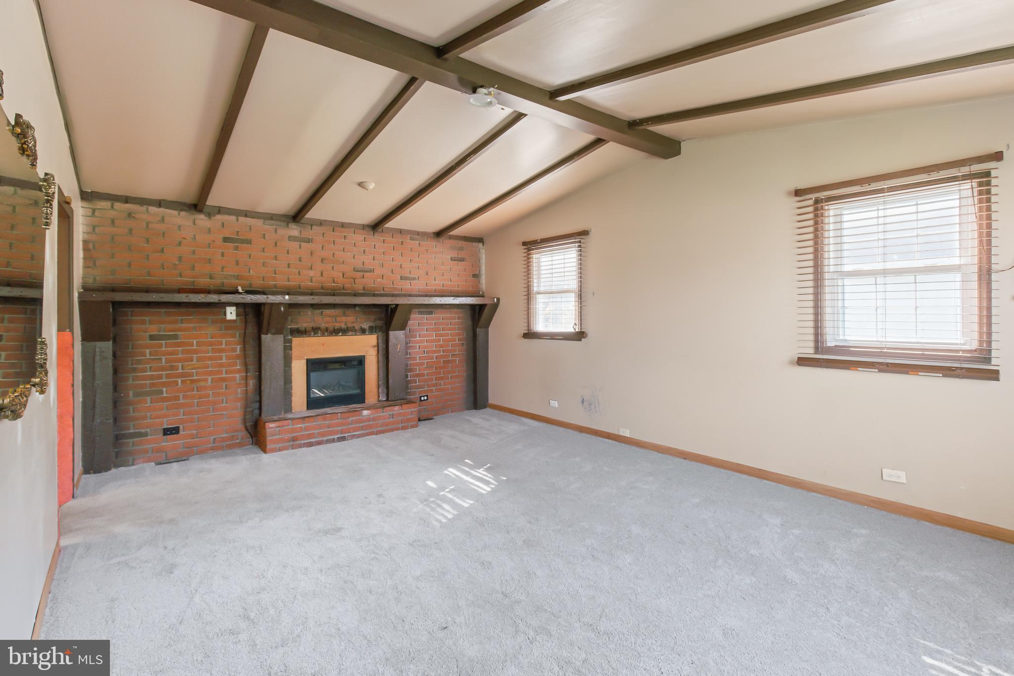 305 Hollow Road New Providence, PA 17560 - Photo 7 of 40