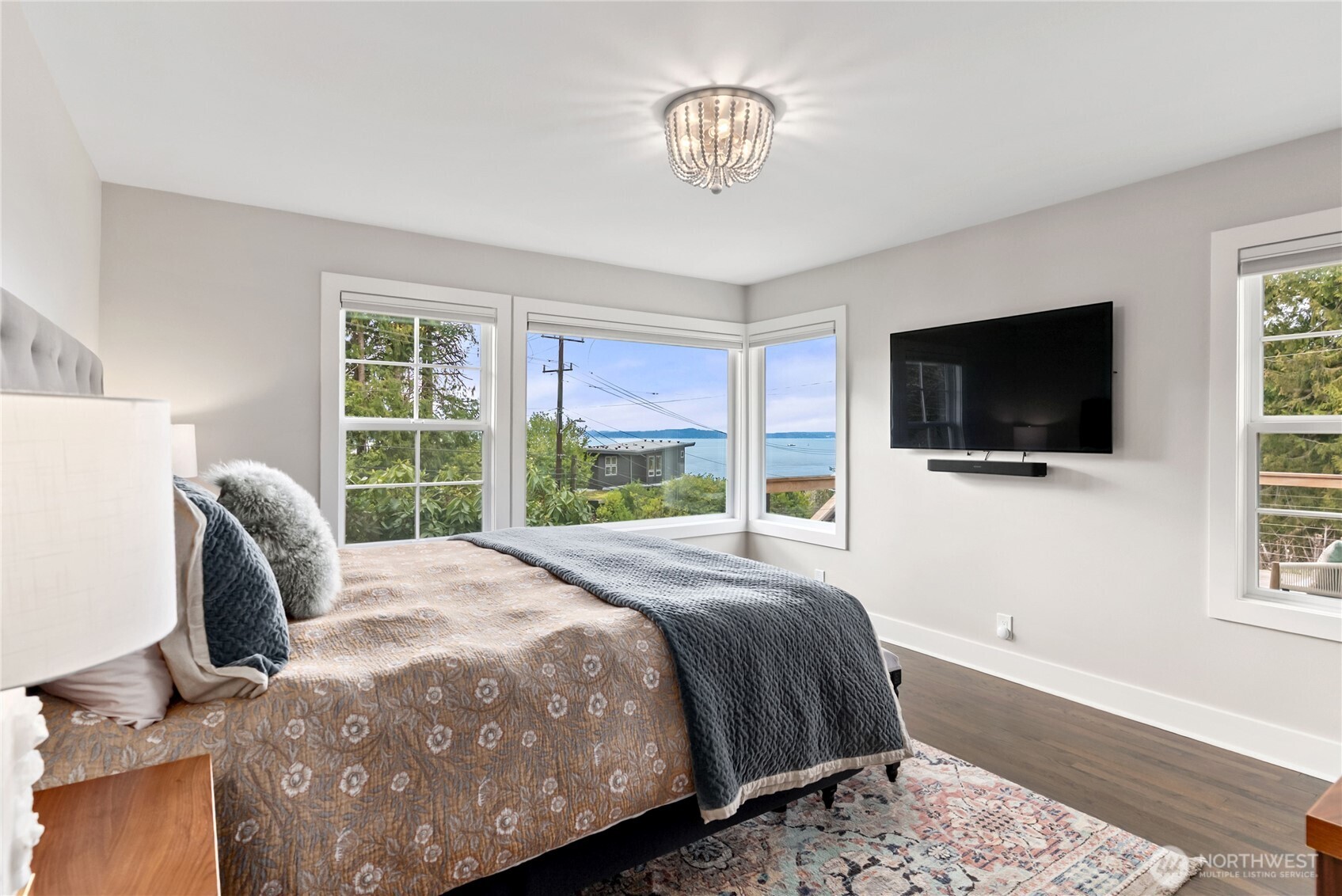 9604 44th Avenue Southwest Seattle, WA 98136 - Photo 14 of 30