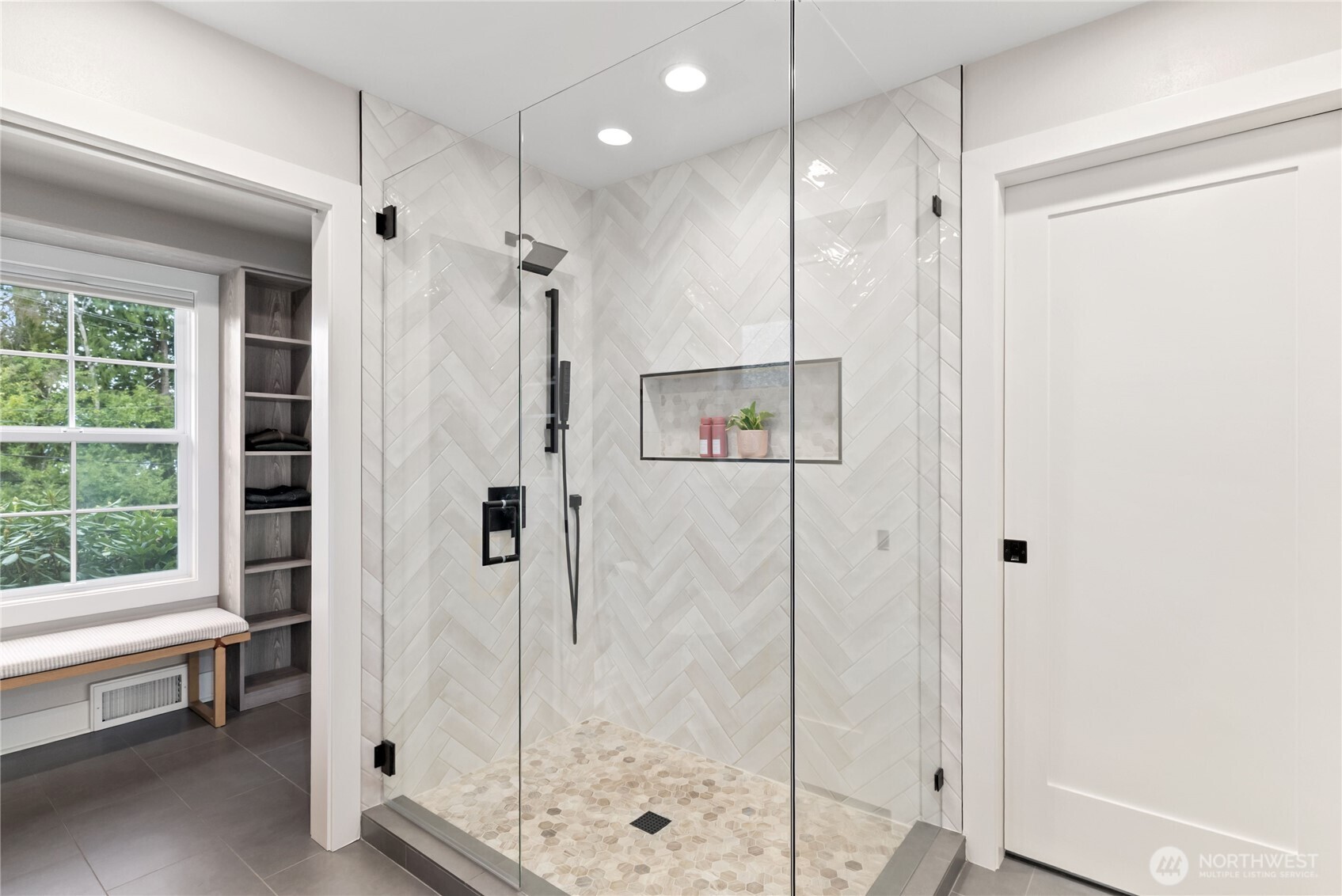 9604 44th Avenue Southwest Seattle, WA 98136 - Photo 17 of 30