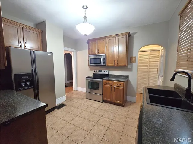 $232,500 | 111 West 2nd Street North, Wright City, MO 63390