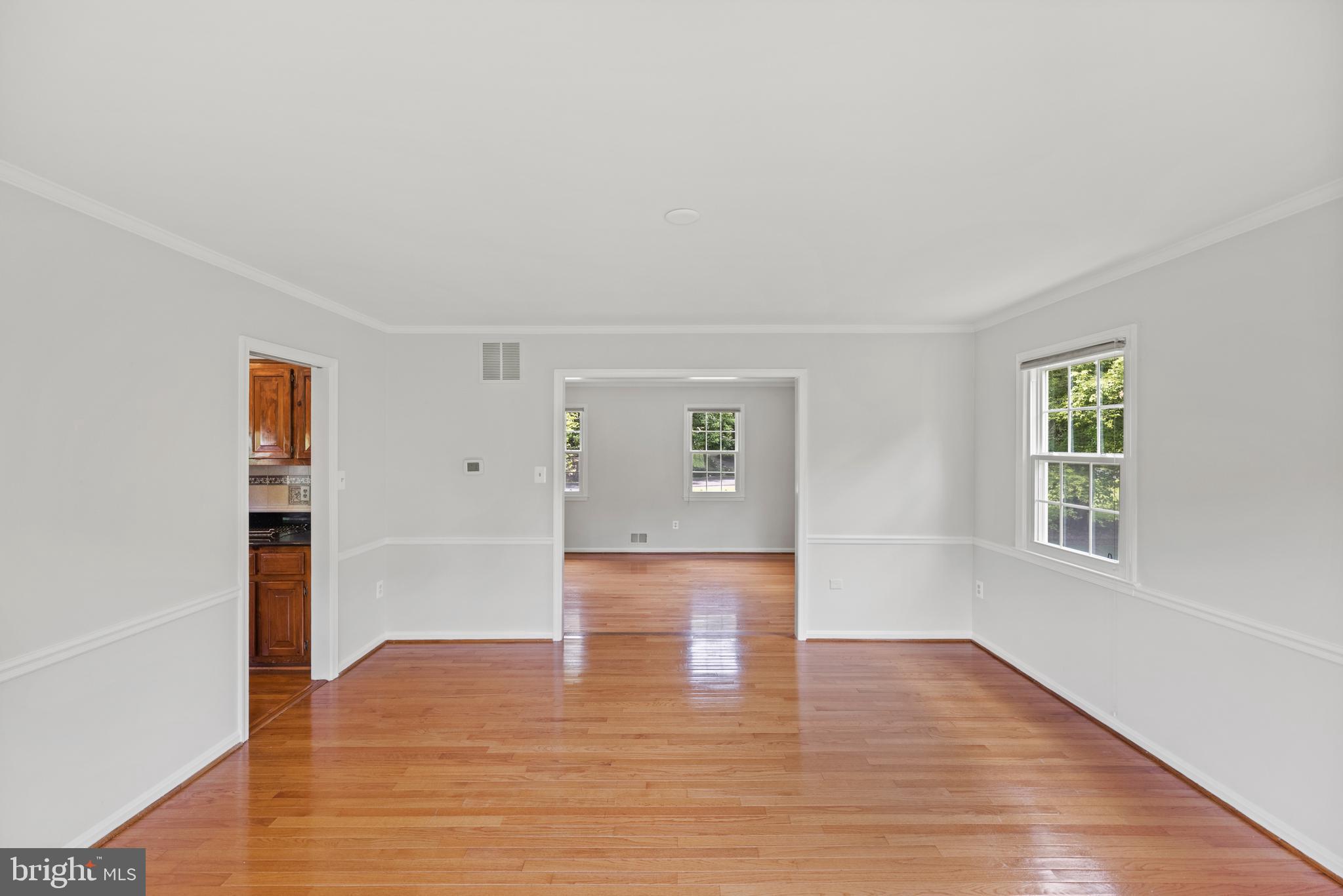 10906 Equestrian Court Reston, VA 20190 - Photo 7 of 36 Dining room from another angle.