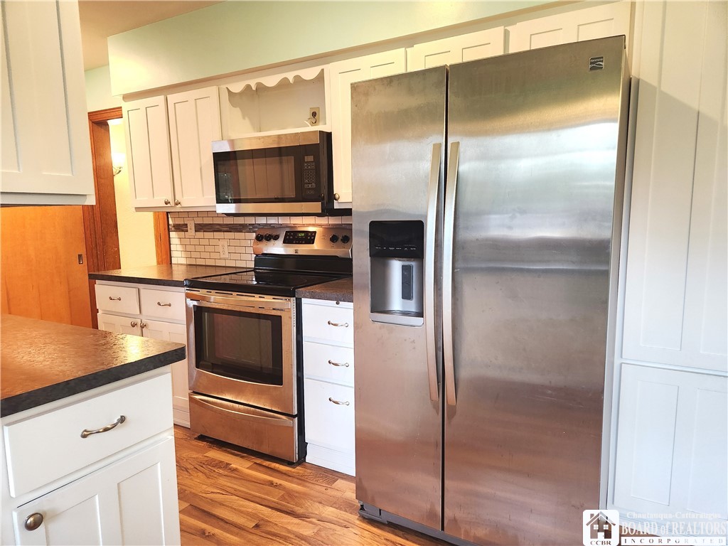 4539 Berry Road Pomfret, NY 14063 - Photo 3 of 34