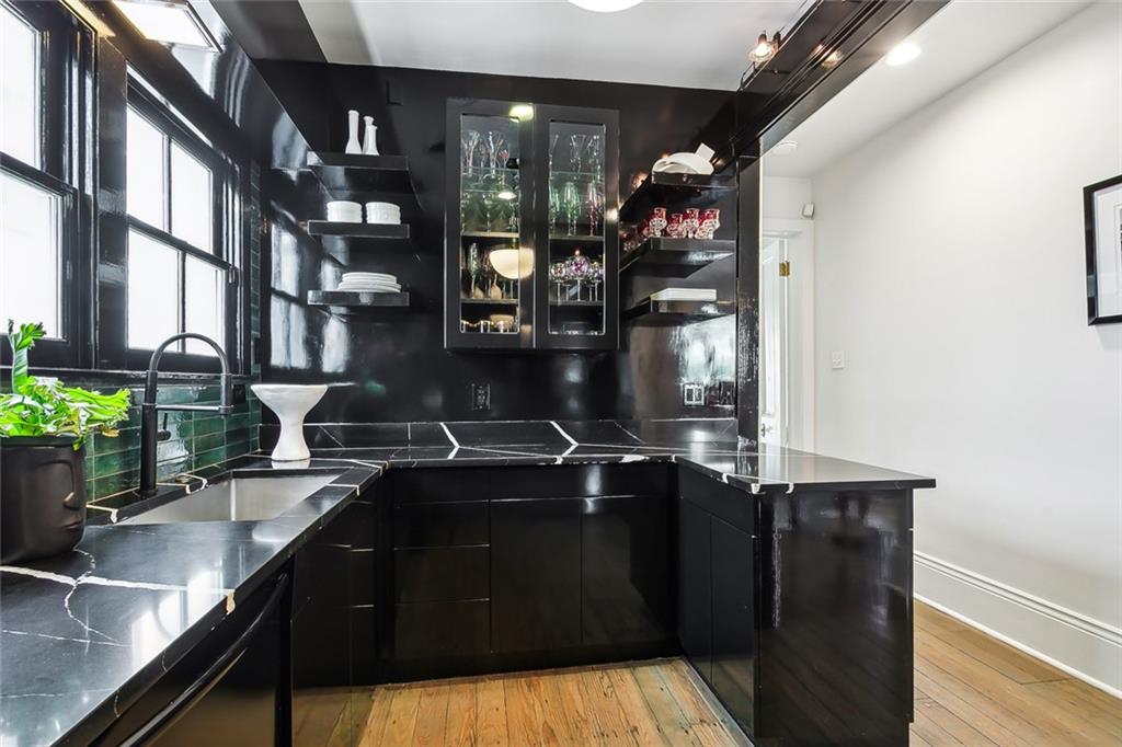 282 Audubon Street New Orleans, LA 70118 - Photo 11 of 32