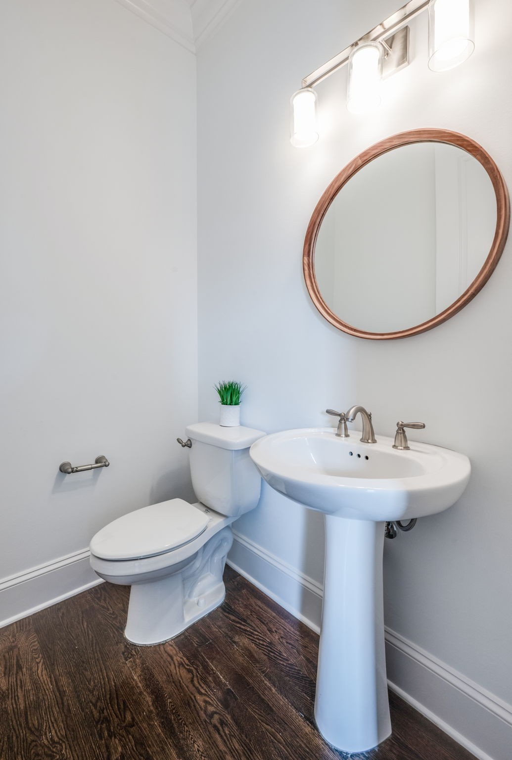 5144 Donovan Street Franklin, TN 37064 - Photo 24 of 52 a bathroom with a sink a toilet and a mirror