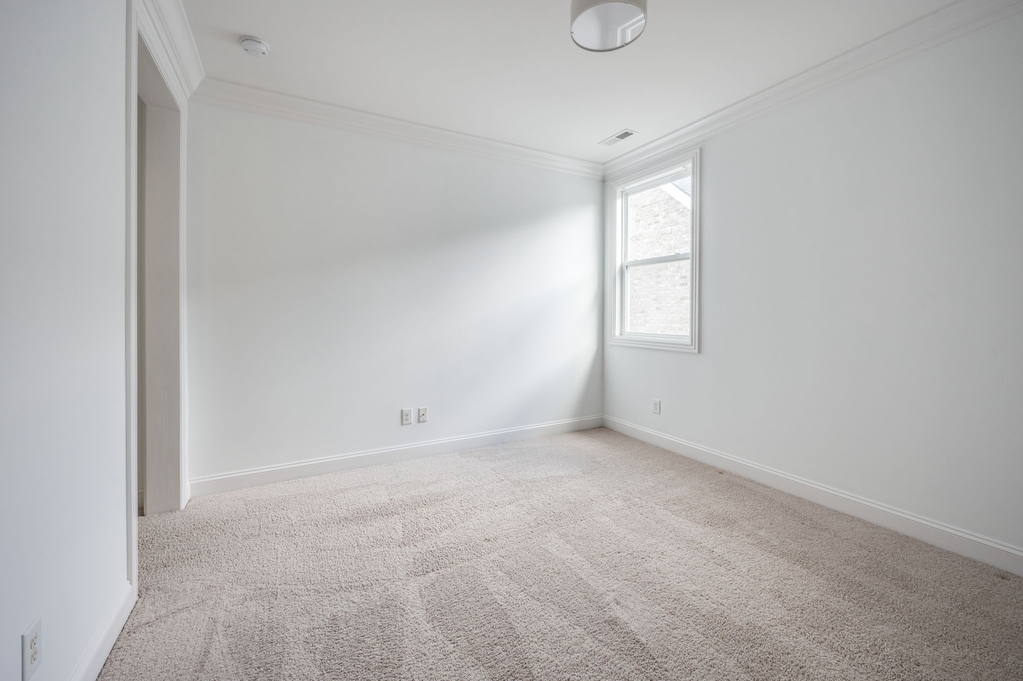 5144 Donovan Street Franklin, TN 37064 - Photo 41 of 52 an empty room with windows and closet