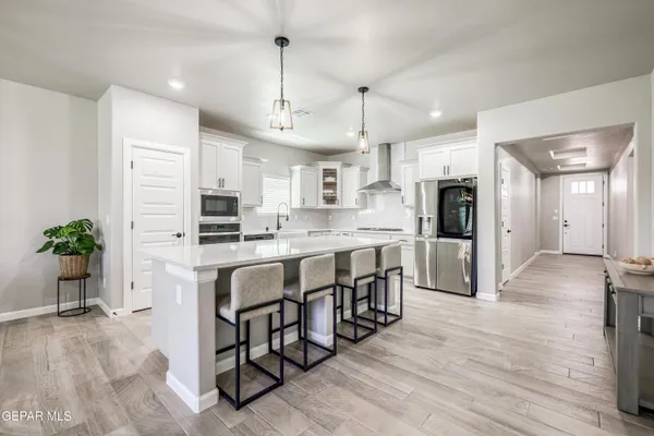 $425,000 | 6041 Cumin Pk Street, Santa Teresa, NM 88008