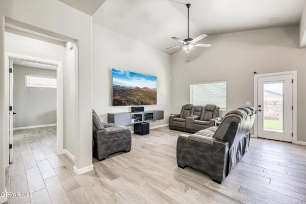 $425,000 | 6041 Cumin Pk Street, Santa Teresa, NM 88008