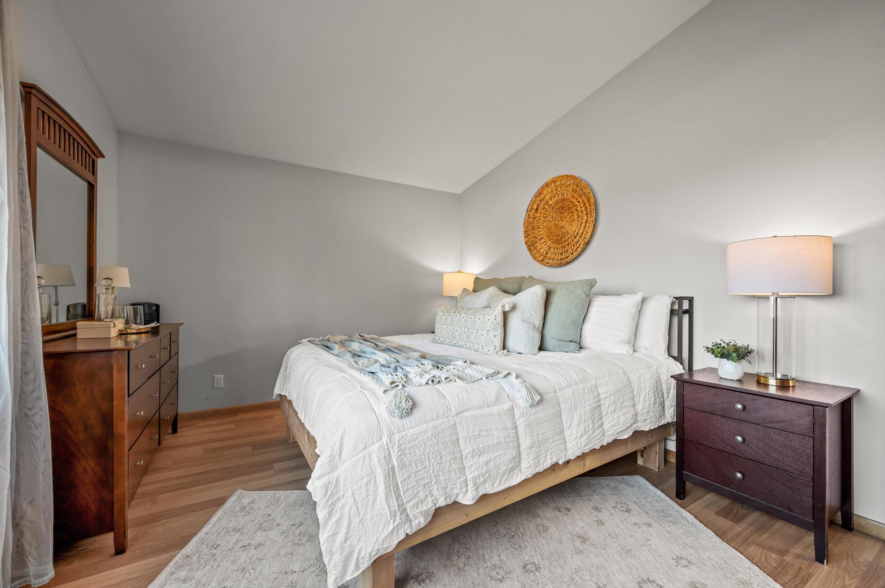 1130 Green Tree Road West Bend, WI 53090 - Photo 15 of 47 Primaty Bedroom