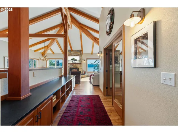 $1,850,000 | 83837 Highway 101, Florence, OR 97439