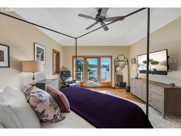 $1,850,000 | 83837 Highway 101, Florence, OR 97439