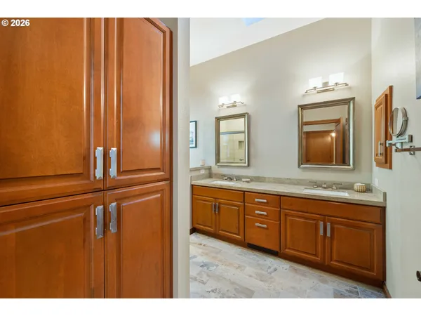 $1,850,000 | 83837 Highway 101, Florence, OR 97439