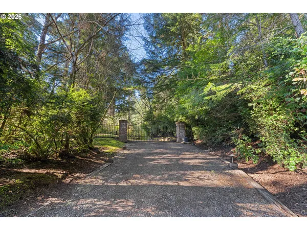 $1,850,000 | 83837 Highway 101, Florence, OR 97439
