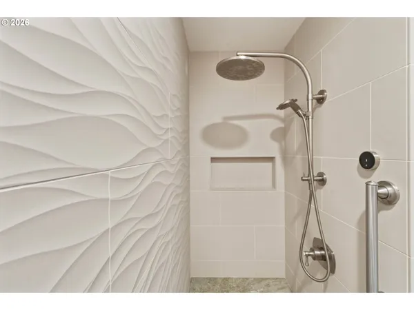 $1,850,000 | 83837 Highway 101, Florence, OR 97439