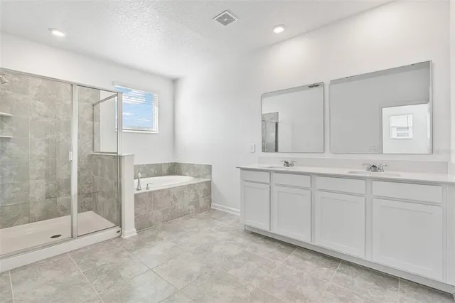 $2,295 | 122 Nine Iron Drive, Davenport, FL 33896