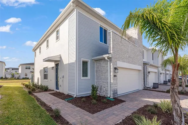 $2,295 | 122 Nine Iron Drive, Davenport, FL 33896