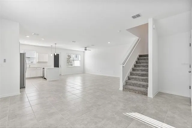 $2,295 | 122 Nine Iron Drive, Davenport, FL 33896