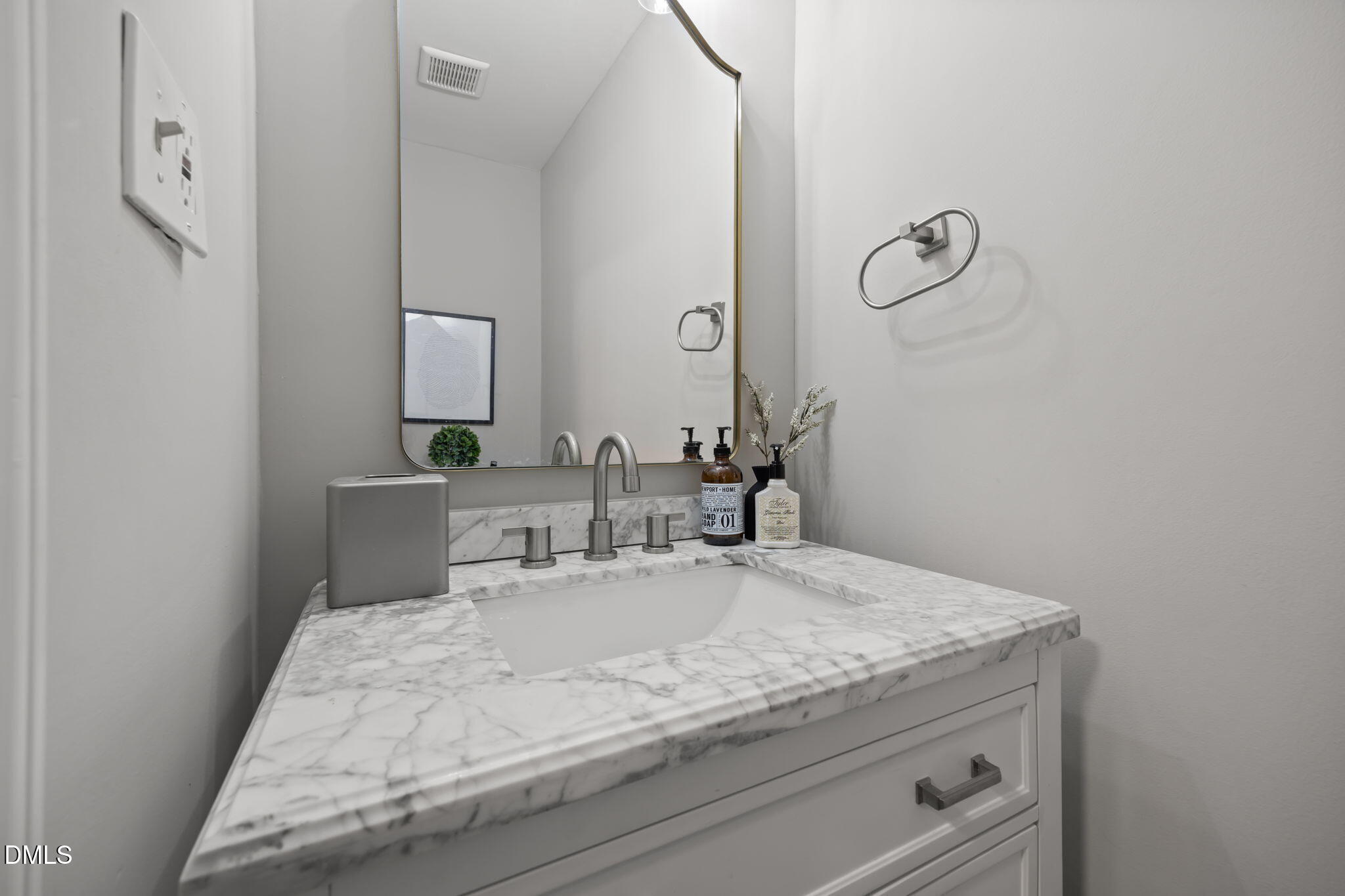 4500 Embleton Drive Raleigh, NC 27612 - Photo 20 of 45 18-web-or-mls-IMG_3683