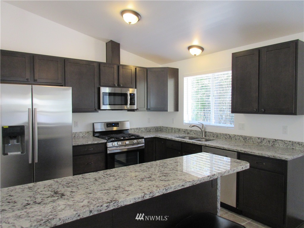 5413 Southeast Alpine Road Olalla, WA 98359 - Photo 6 of 24 Gallery Image 6