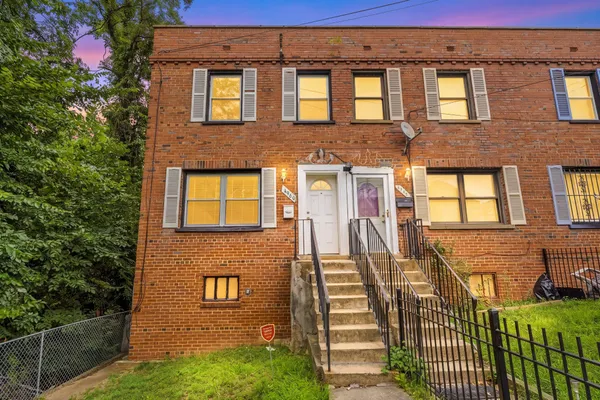 $224,997 | 4960 Just Street Northeast, Washington, DC 20019