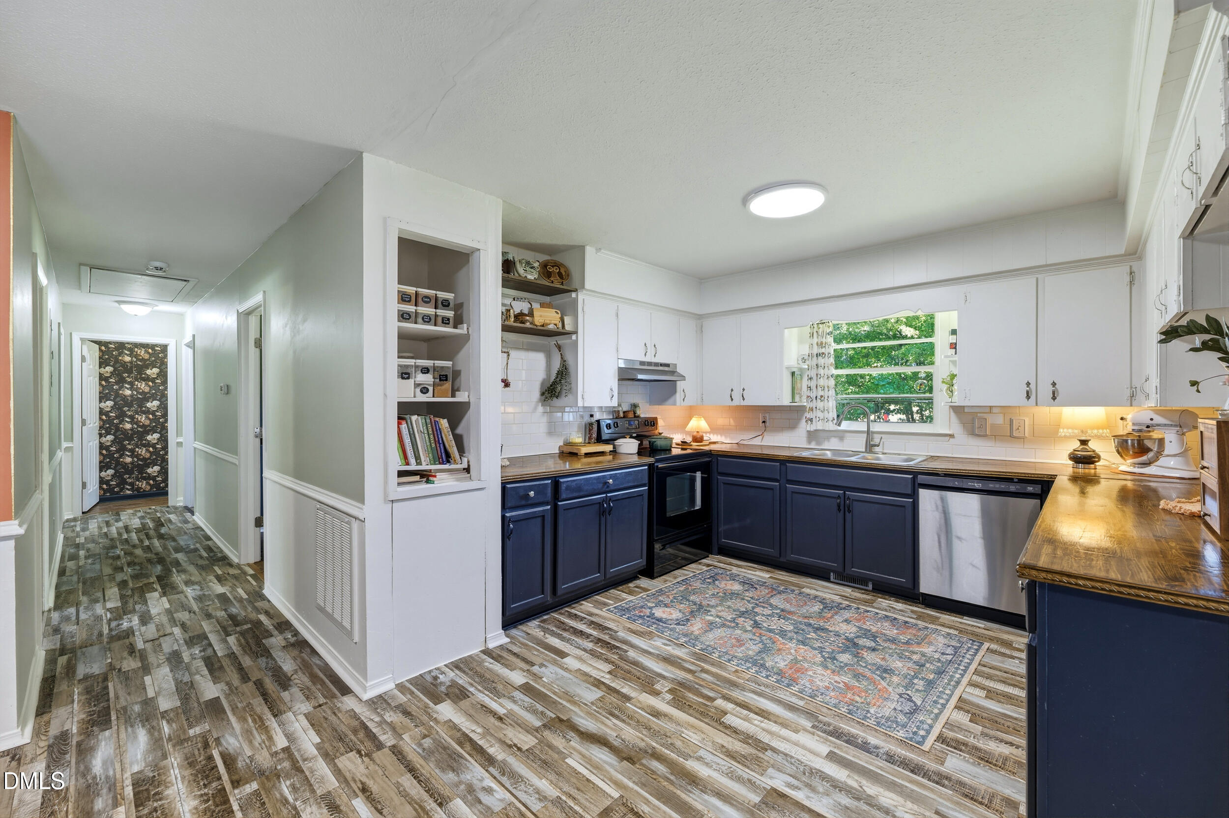 356 Holland Road Smithfield, NC 27577 - Photo 12 of 27 12 -356 holland dr, interior, kitchen