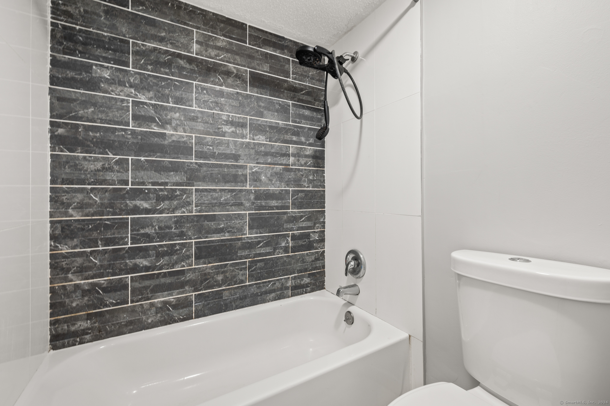 100 State Street North Haven, CT 06473 - Photo 2 of 12