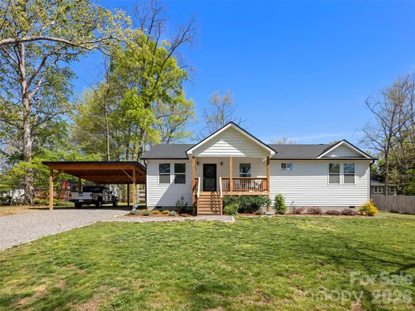 $449,000 | 14 Avena Street, Black Mountain, NC 28711