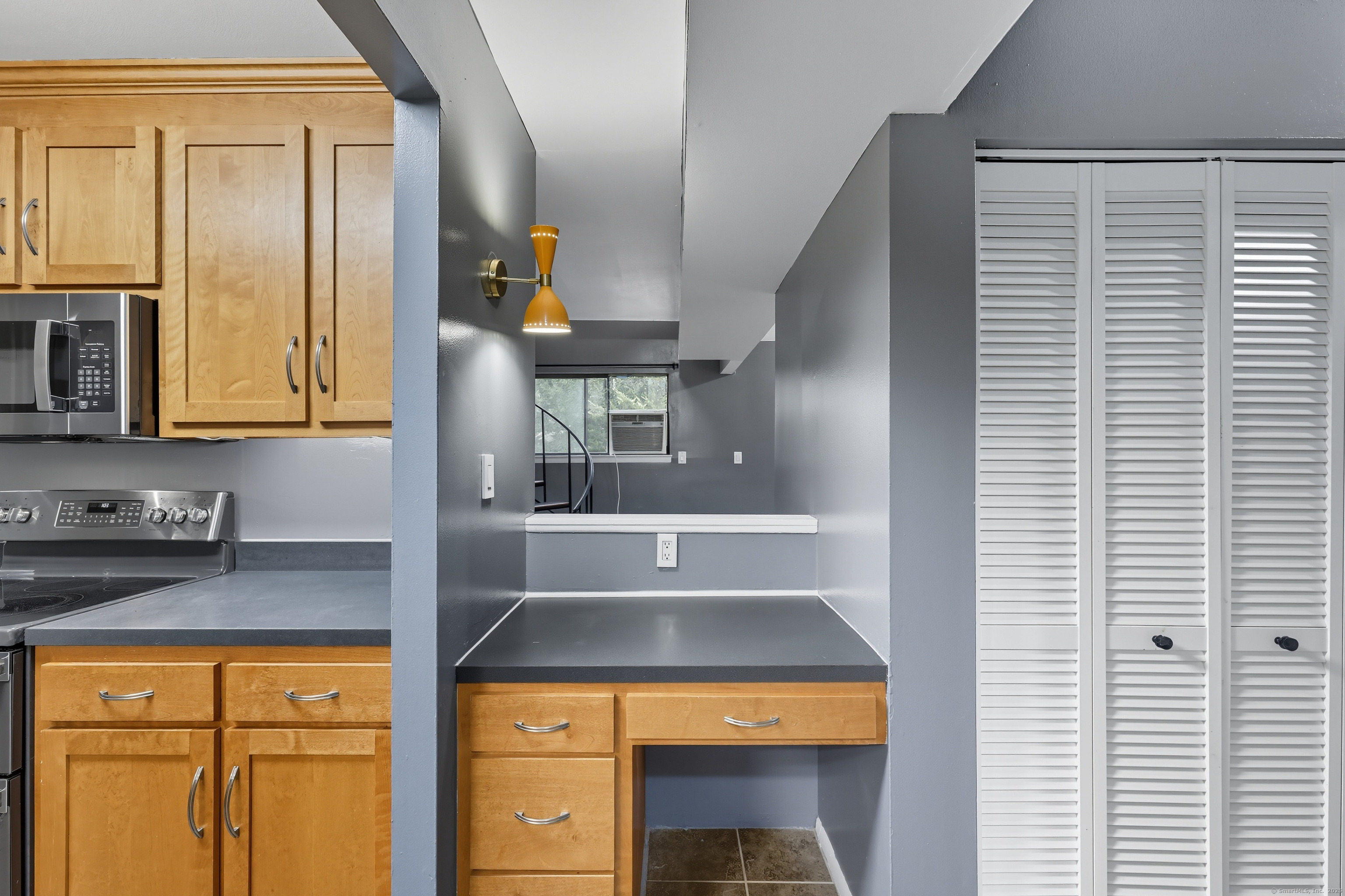 62 Chatham Lane Bristol, CT 06010 - Photo 17 of 37