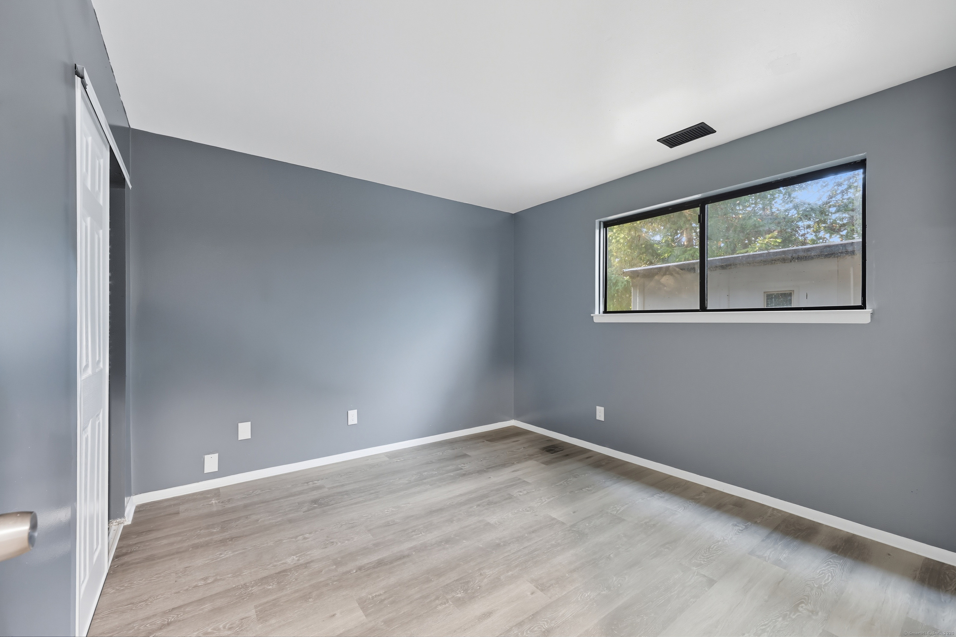 62 Chatham Lane Bristol, CT 06010 - Photo 20 of 37