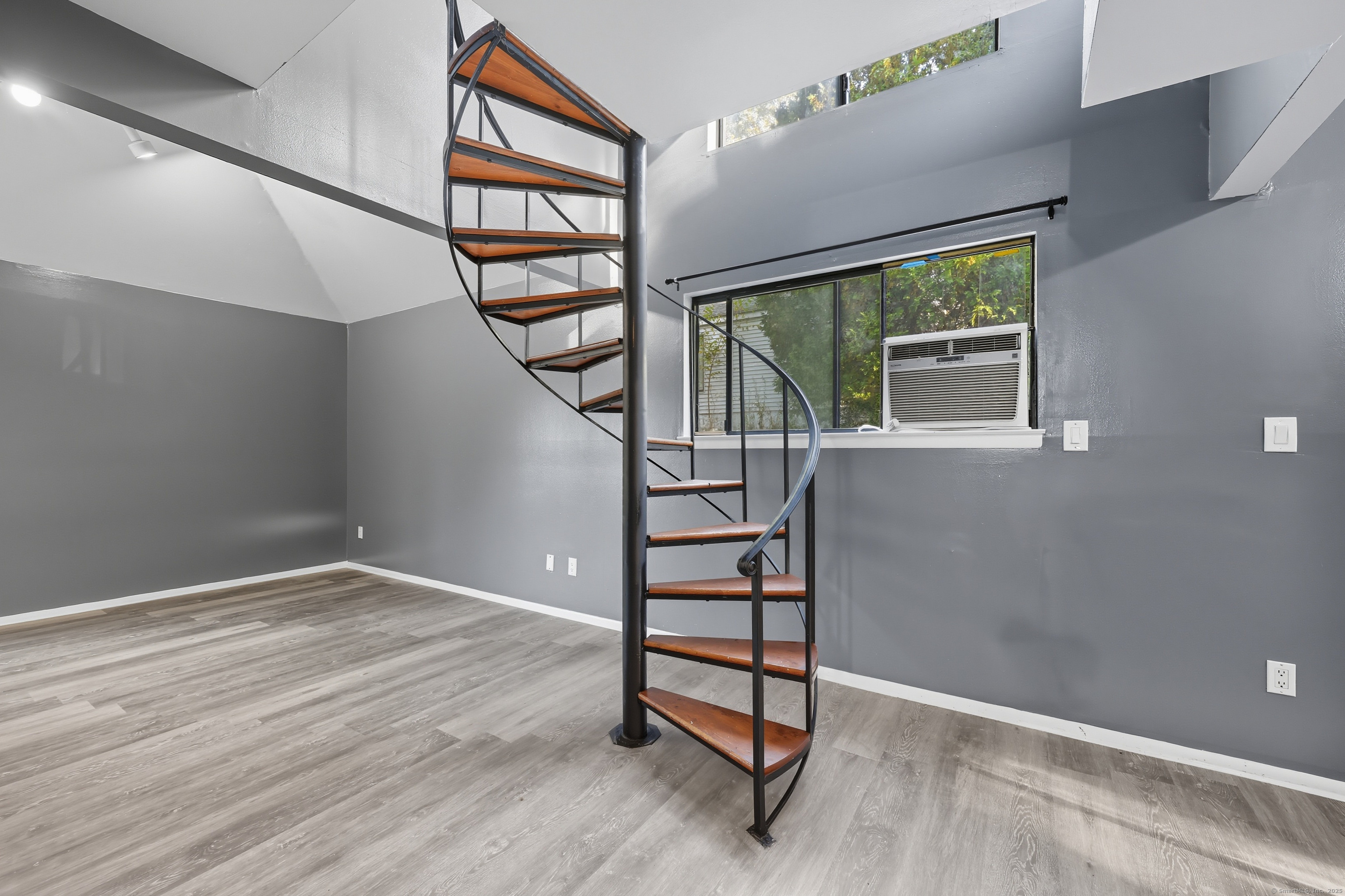 62 Chatham Lane Bristol, CT 06010 - Photo 27 of 37