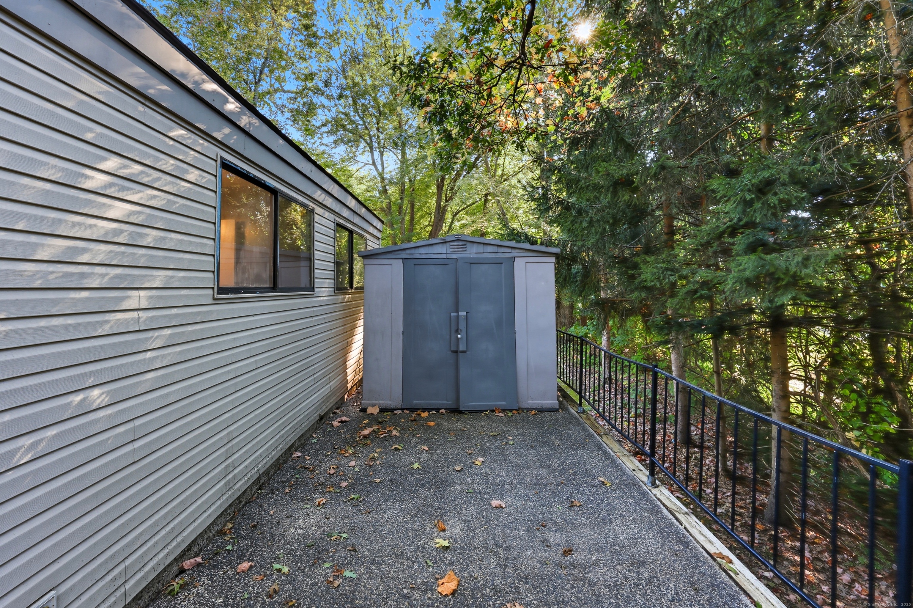 62 Chatham Lane Bristol, CT 06010 - Photo 29 of 37