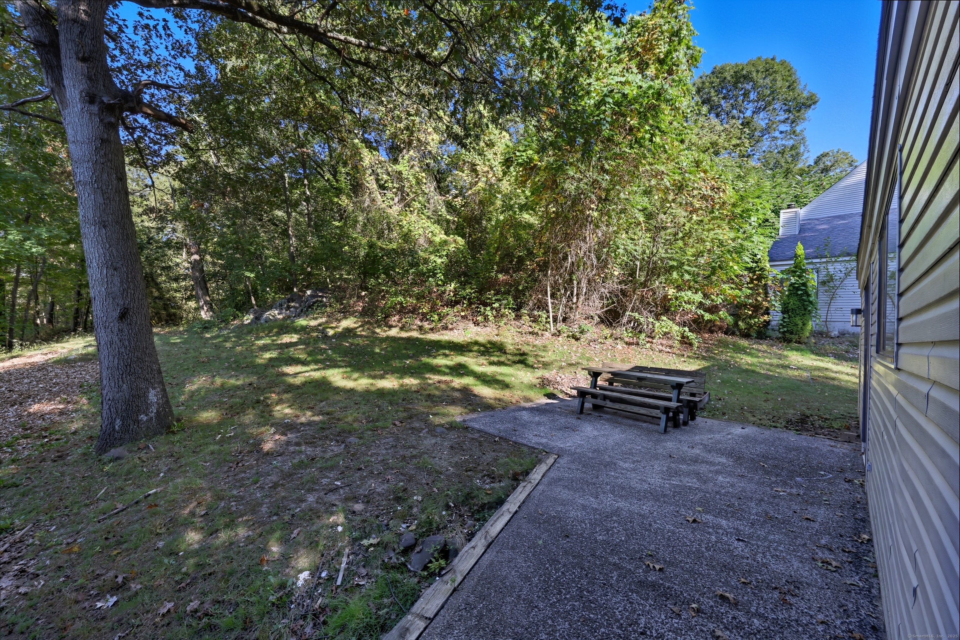 62 Chatham Lane Bristol, CT 06010 - Photo 30 of 37