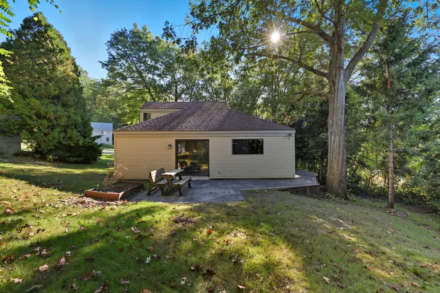 $299,000 | 62 Chatham Lane, Bristol, CT 06010