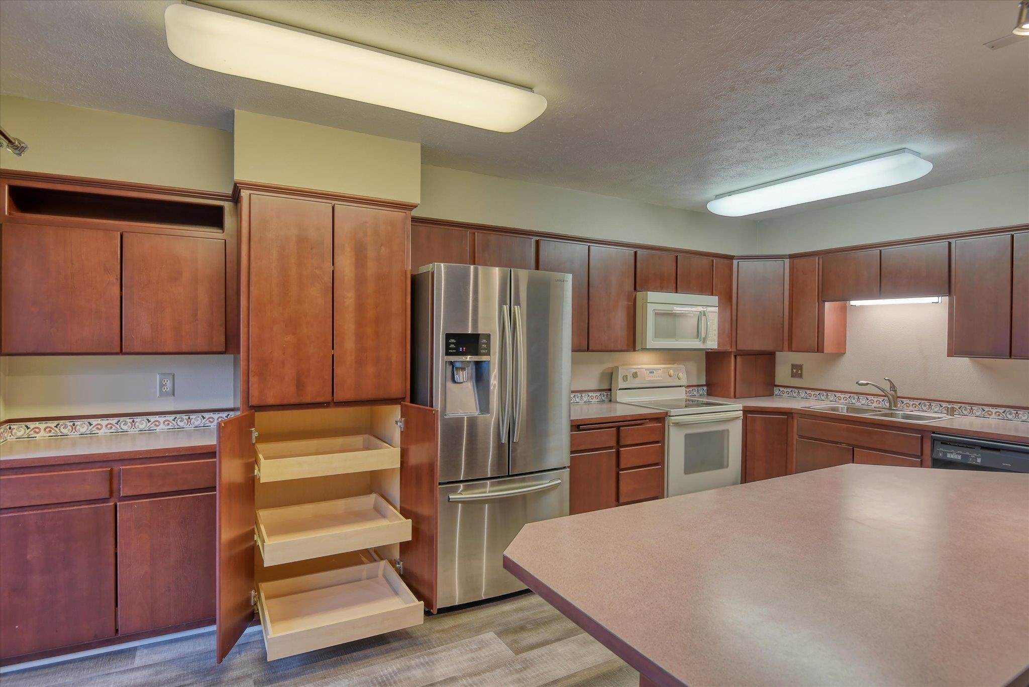 707 West 6th Avenue, Unit 33 Spokane, WA 99204 - Photo 12 of 28