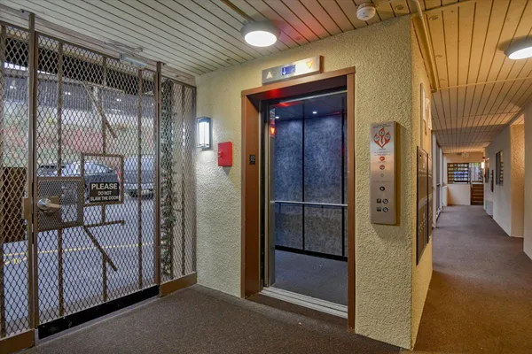 $250,000 | 707 West 6th Avenue, Unit 33, Spokane, WA 99204