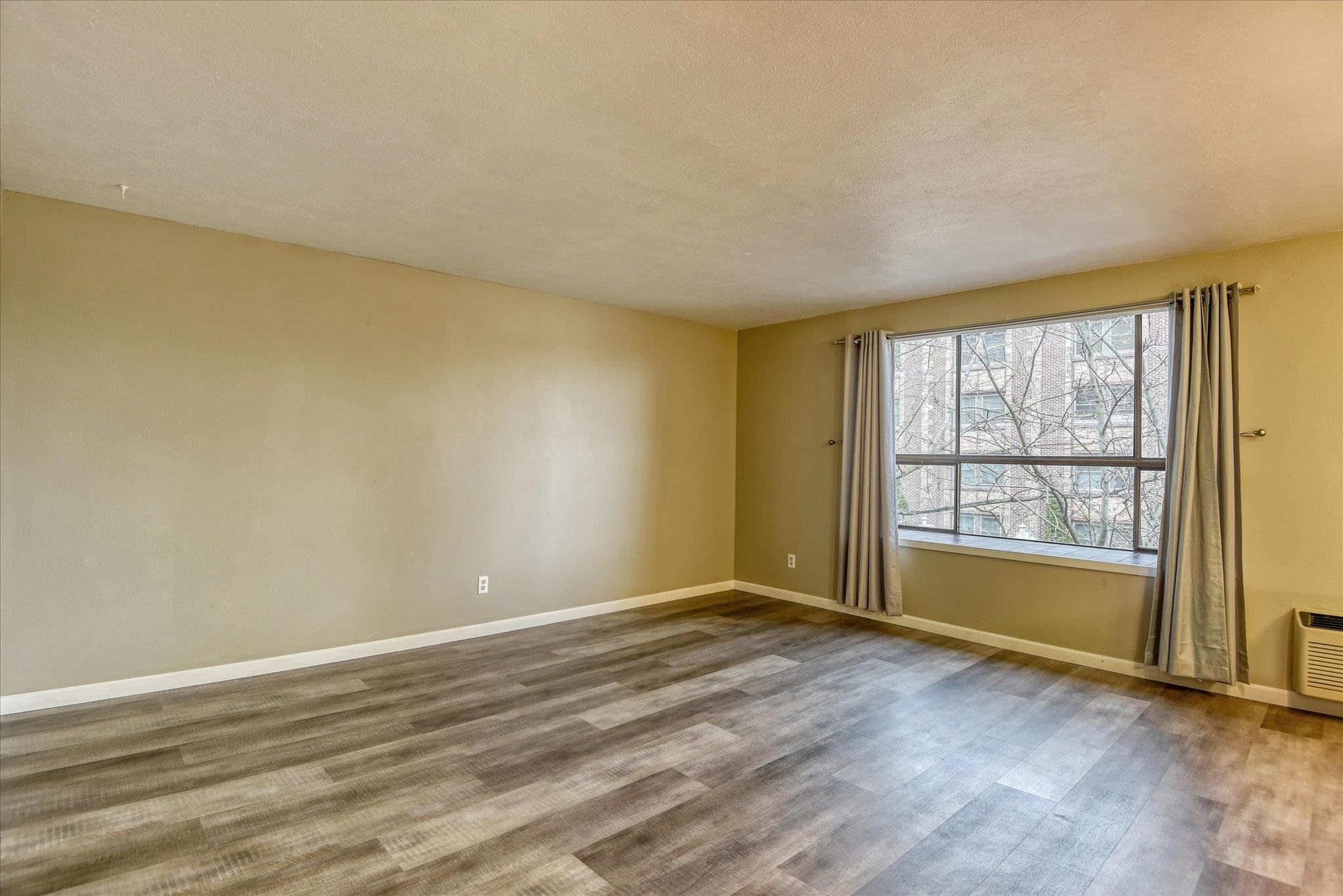 707 West 6th Avenue, Unit 33 Spokane, WA 99204 - Photo 5 of 28