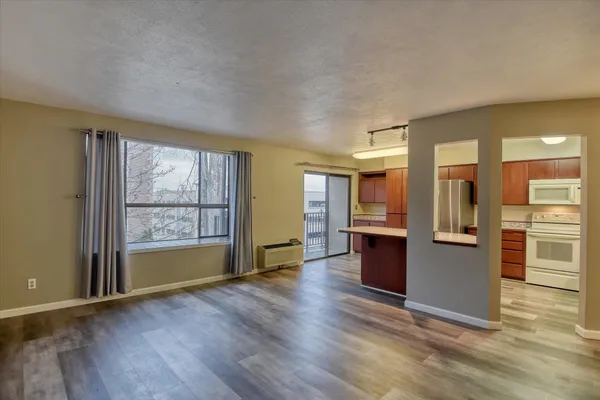 $250,000 | 707 West 6th Avenue, Unit 33, Spokane, WA 99204