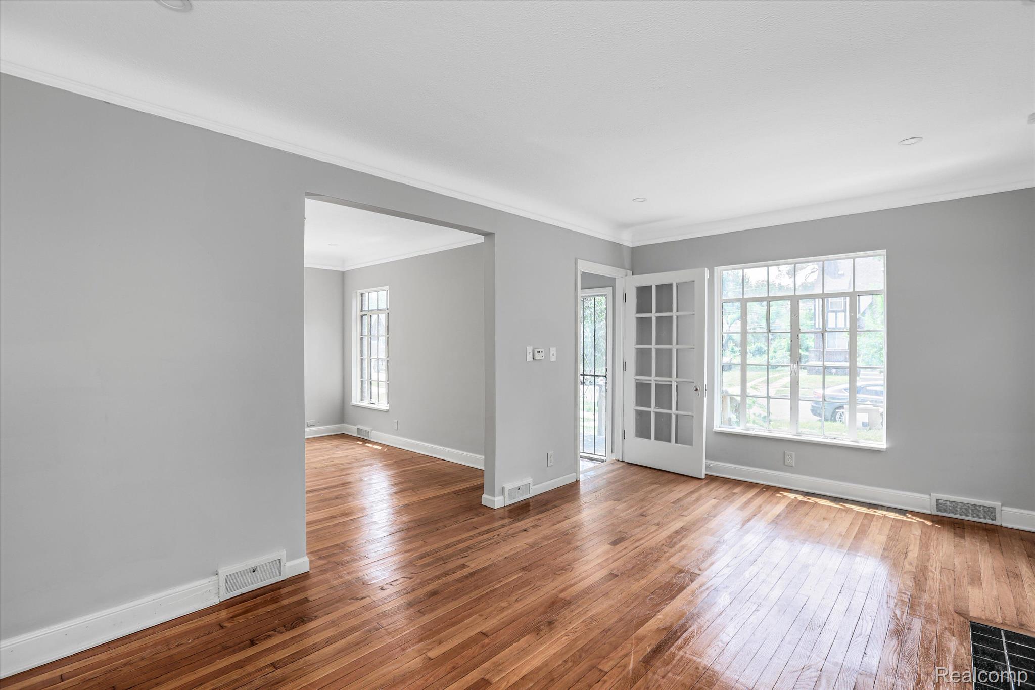 4350 Devonshire Road Detroit, MI 48224 - Photo 5 of 23 Gallery Image 5