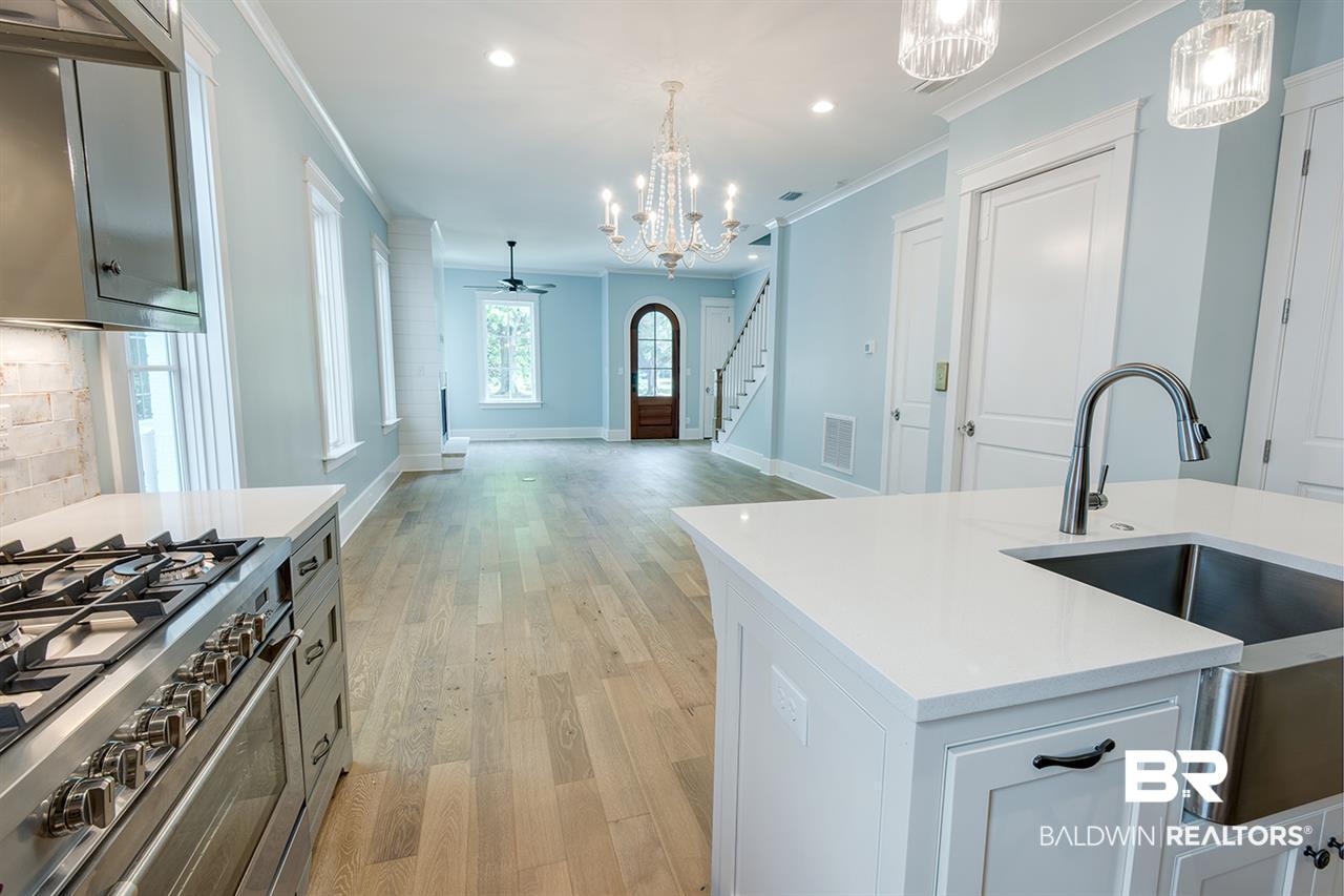 72 Fairhope Avenue, Unit 6 Fairhope, AL 36532 - Photo 9 of 44