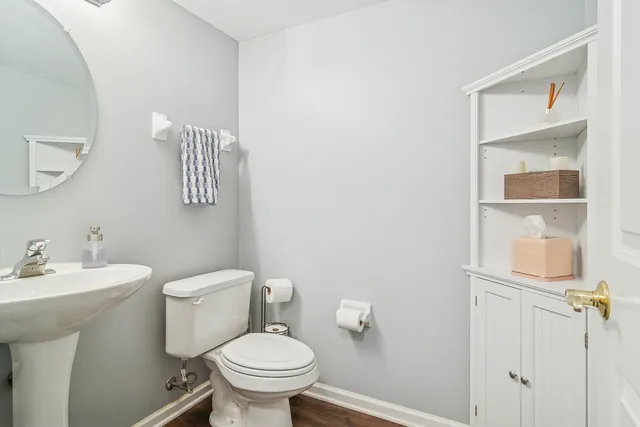 $400,000 | 782 West Misty Drive, Palatine, IL 60074