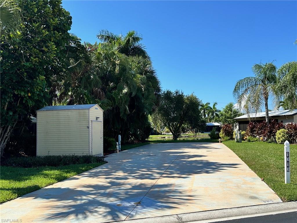1313 Nickel Lake Point Naples, FL 34114 - Photo 4 of 10