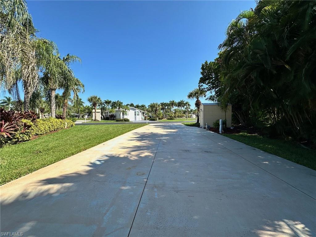1313 Nickel Lake Point Naples, FL 34114 - Photo 9 of 10
