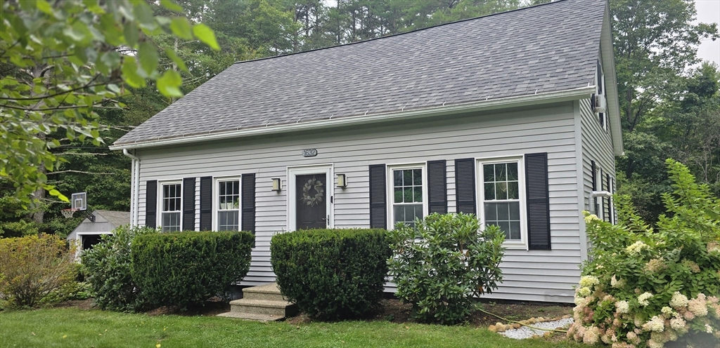 1632 North Brookfield Road Oakham, MA 01068 - Photo 1 of 24 Gallery Image 1