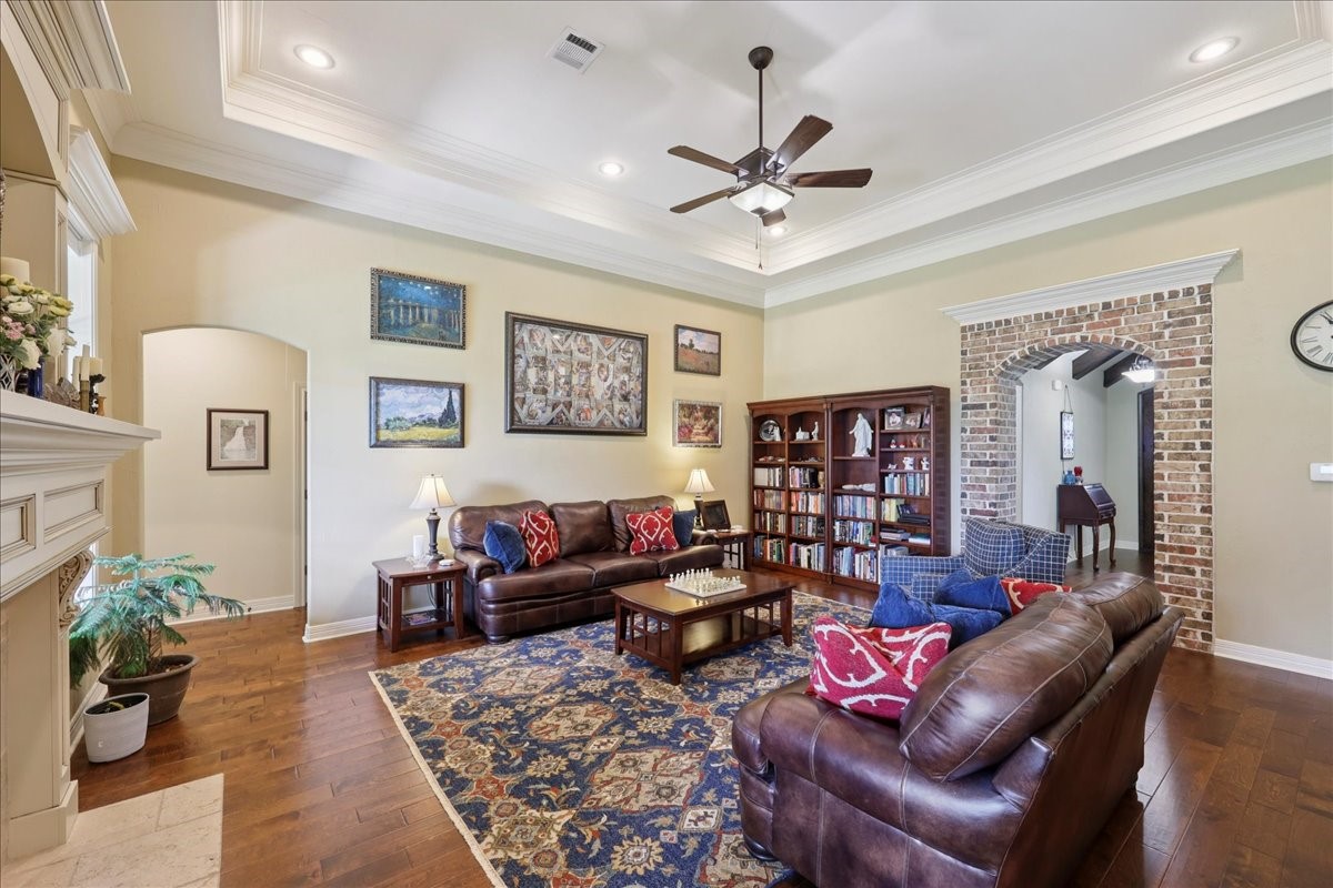 404 Birch View Drive Lumberton, TX 77657 - Photo 6 of 44 a living room with furniture and a ceiling fan
