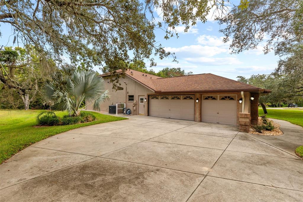 6491 Laurel Oak Drive Spring Hill, FL 34607 - Photo 37 of 46