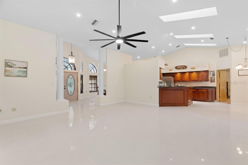 6491 Laurel Oak Drive Spring Hill, FL 34607 - Photo 10 of 46