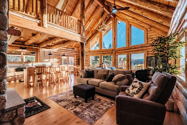 $1,899,000 | 366 Glades View Avenue, Newry, ME 04261