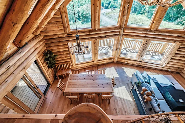 $2,100,000 | 366 Glades View Avenue, Newry, ME 04261