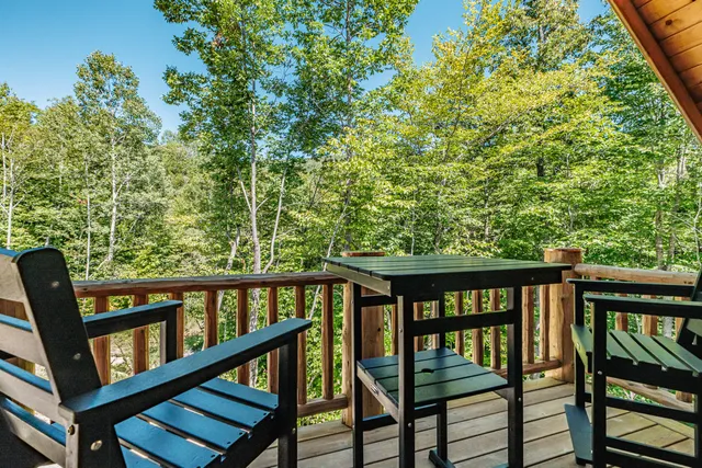 $2,100,000 | 366 Glades View Avenue, Newry, ME 04261