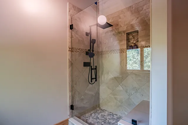 $2,100,000 | 366 Glades View Avenue, Newry, ME 04261