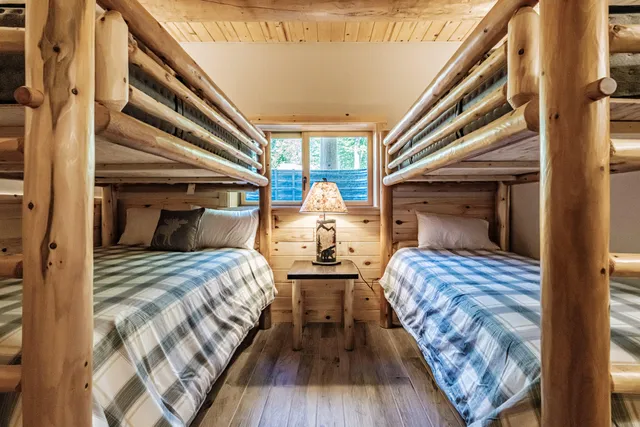 $2,100,000 | 366 Glades View Avenue, Newry, ME 04261